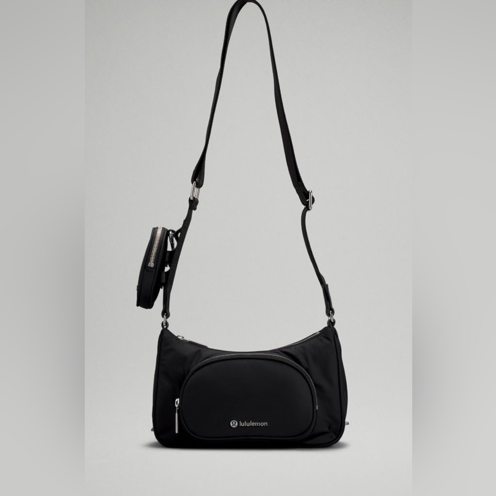 Lululemon Athletica Black Crossbody Nano Pouch 2L bag
